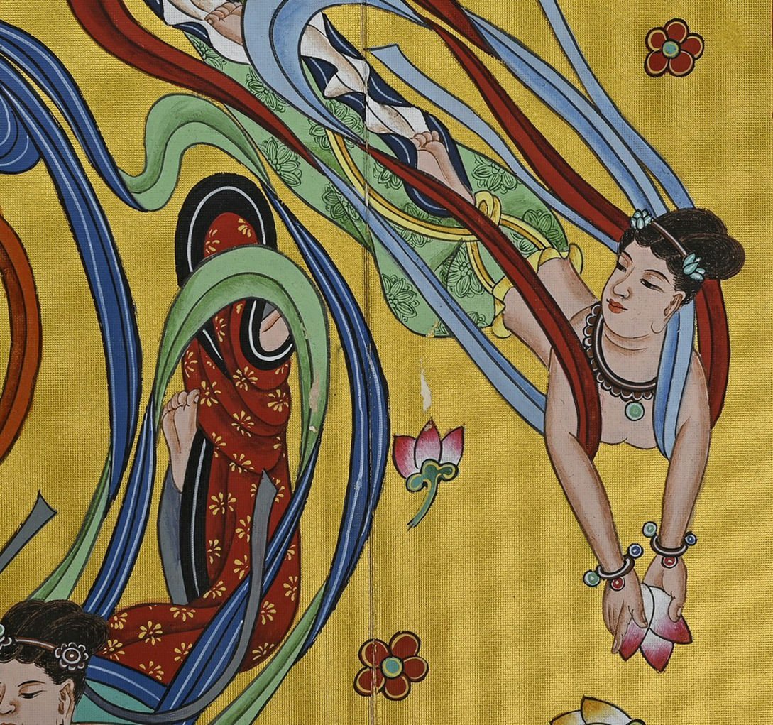 中国古美術・張大千款・飛天人物画・掛軸・純手描き・文房置物・水墨画・書道品・絹本 錦間】蔵出し品 R061中国古画 張大千・莫高窟飛天仏像図 金箔紙本 屏風