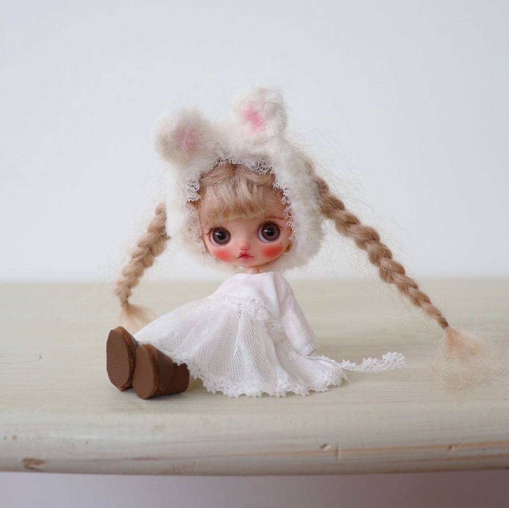 57. プチブライス　アウトフィット　ロンパース　うさみみボンネット プチブライス*アウトフィット*お洋服**うさ耳(服、靴)｜売買された
