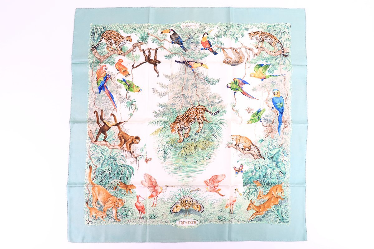 HERMES エルメス カレ90 EQUATEUR 赤道直下 シルク100％ 大判スカーフ ライトグリーン系 6054-N