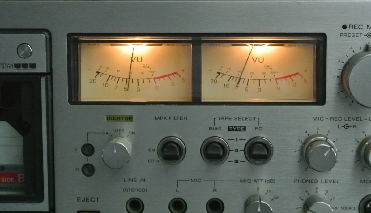 Lo-Dのエルカセットデッキ.D-9000.多分ソニーの-7です