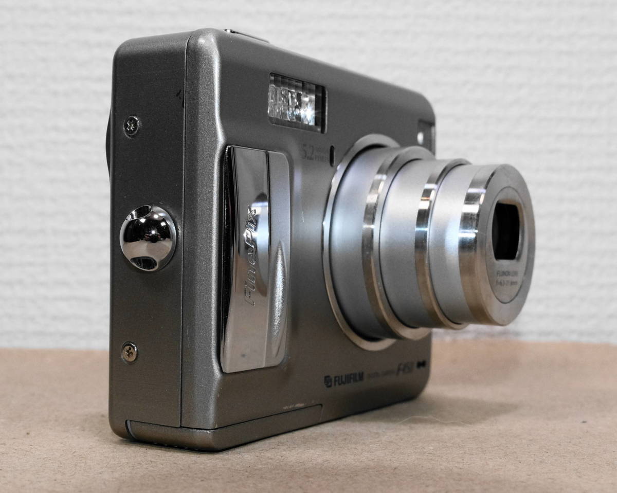 動作確認済 FUJIFILM FinePix F450 付属品多数 xDカード付 FUJIFILM FinePix F450 Titanium Color Compact Digital Camera x3 520