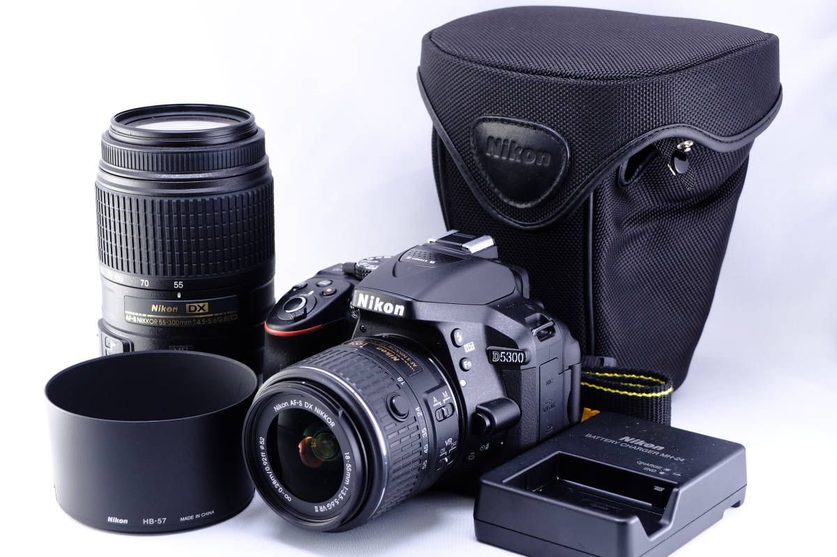 美品Nikon D5300 ダブルズームキット : 【UA06H】☆売り切り 美品Nikon D5300 ダブルズームキット : 【UA06H】☆売り切り