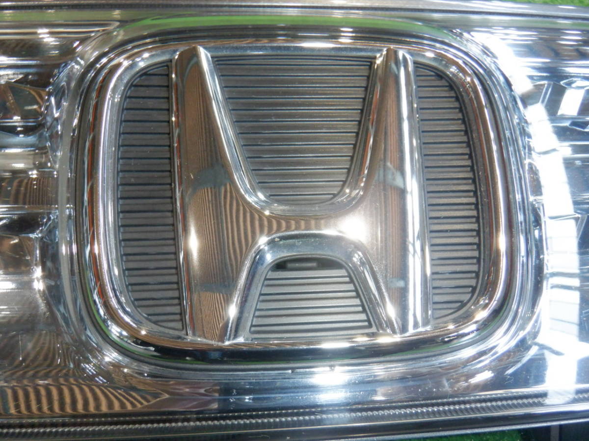 ホンダ) ホンダ・honda純正部品 ベース 1個 🏄 【】 71151-T6A-003