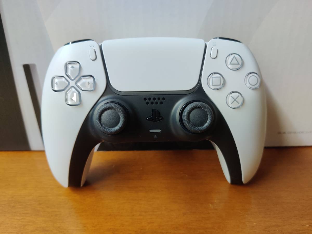 1円・中古美品】PS5 本体 ディスクドライブ搭載モデル CFI-1200A  