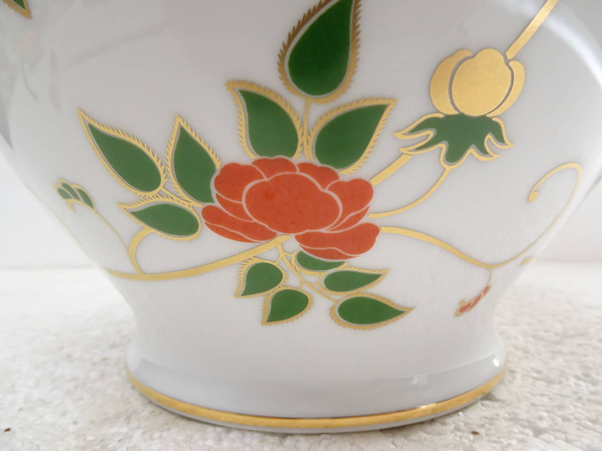 OKURA 大倉陶園 白磁 金彩 バラ 薔薇 フラワーベース 花瓶