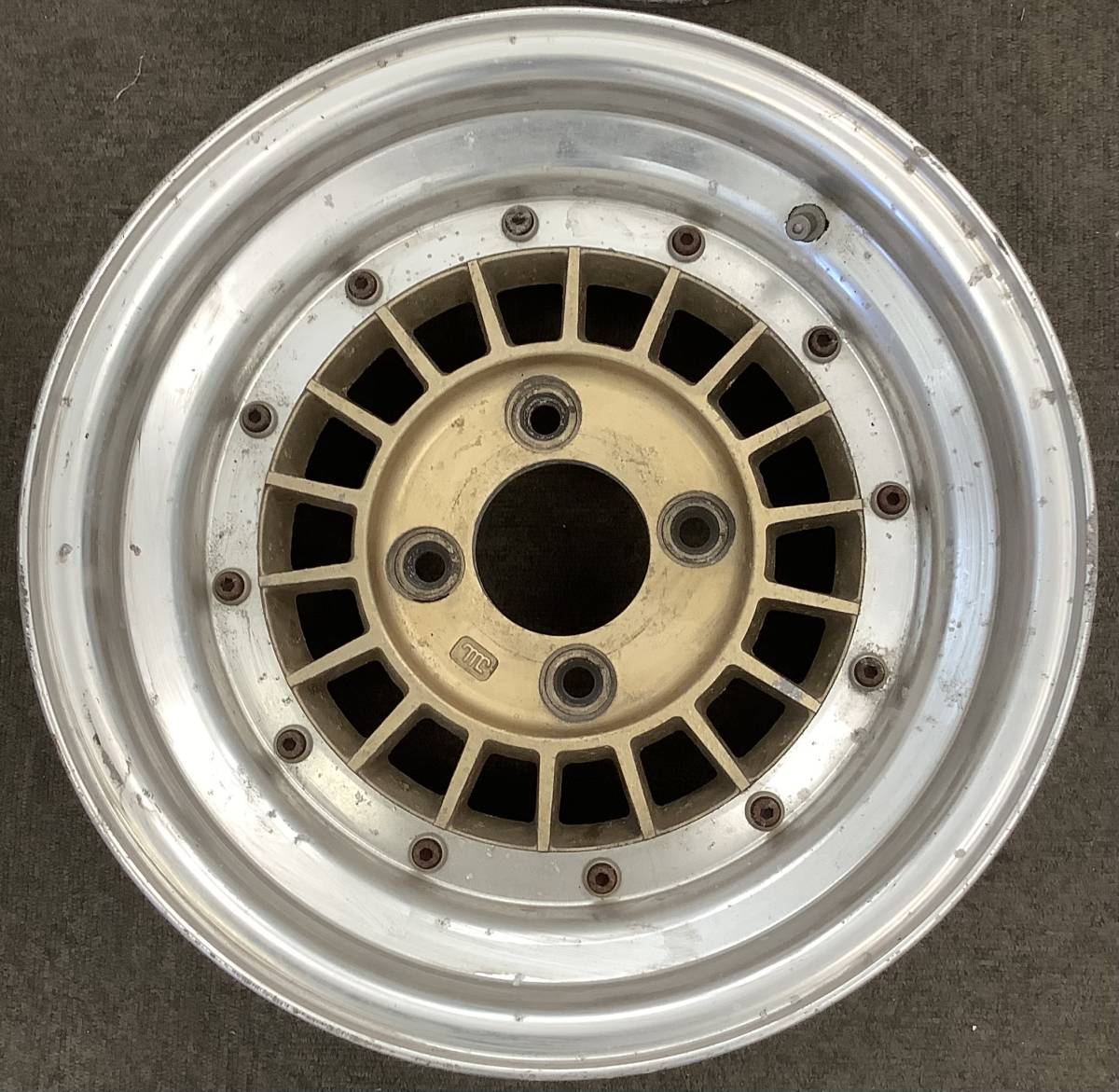 フォーカスレーシング エンケイ スピードスター 14インチ SSR FOCUS 
