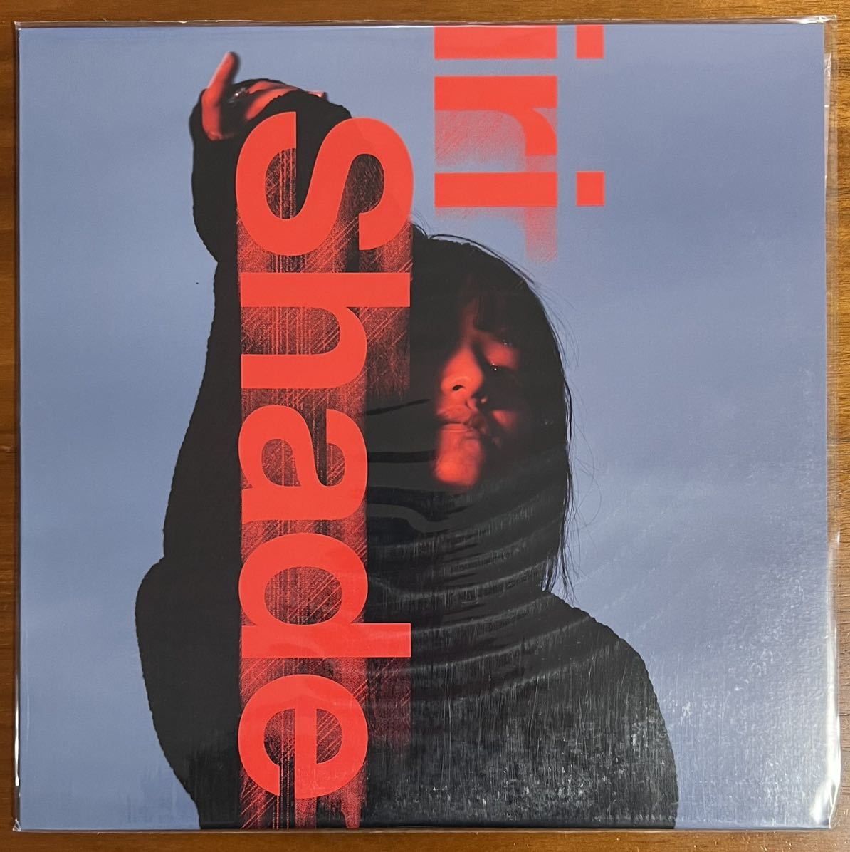 iri 『Shade』レコード 完全限定生産 アナログ盤 アーティスト名