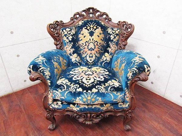 □美品□イタリア最高級□ロココ様式□鋲打ち□彫刻/レリーフ□透かし