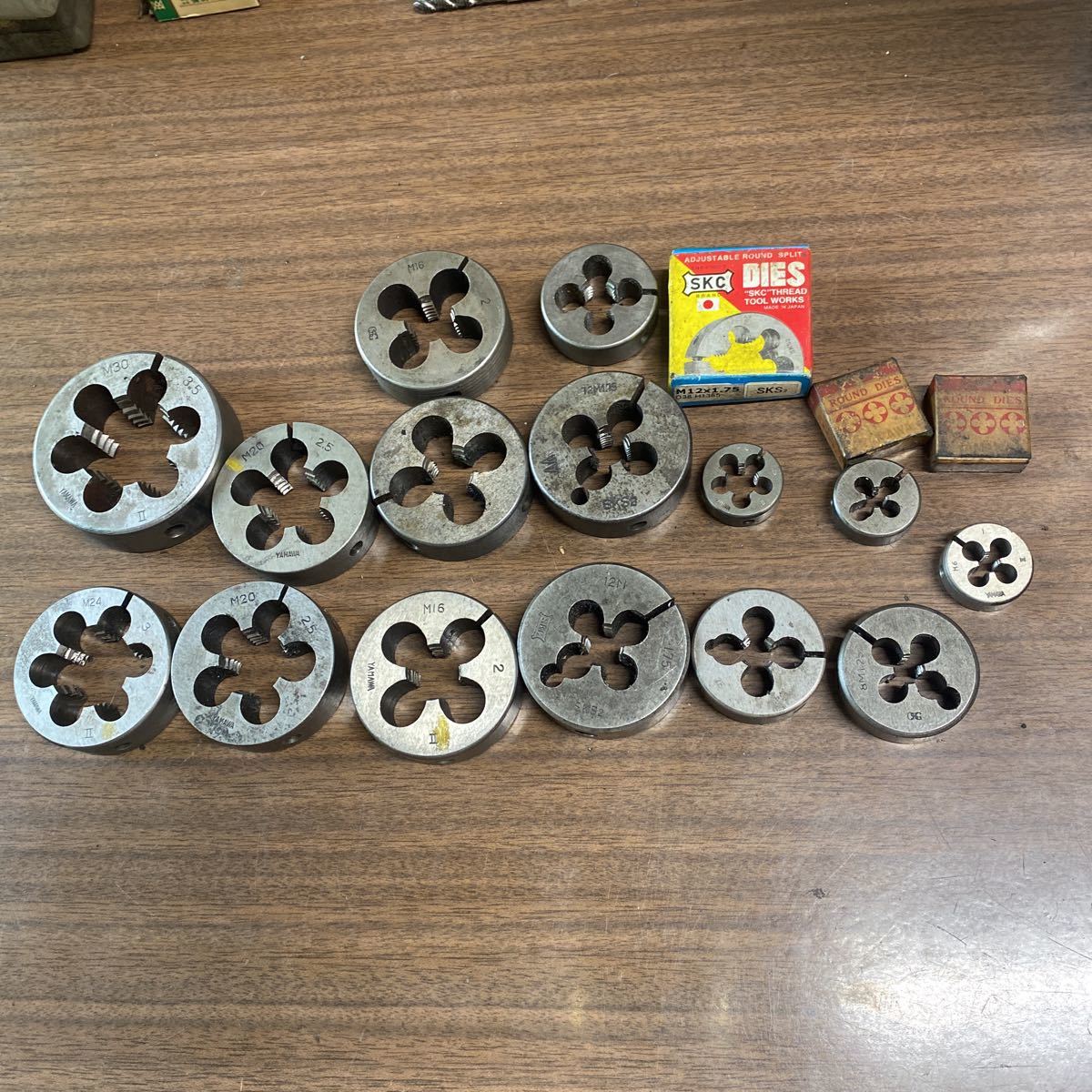 ねじ切りダイス ダイス　色々　中古　