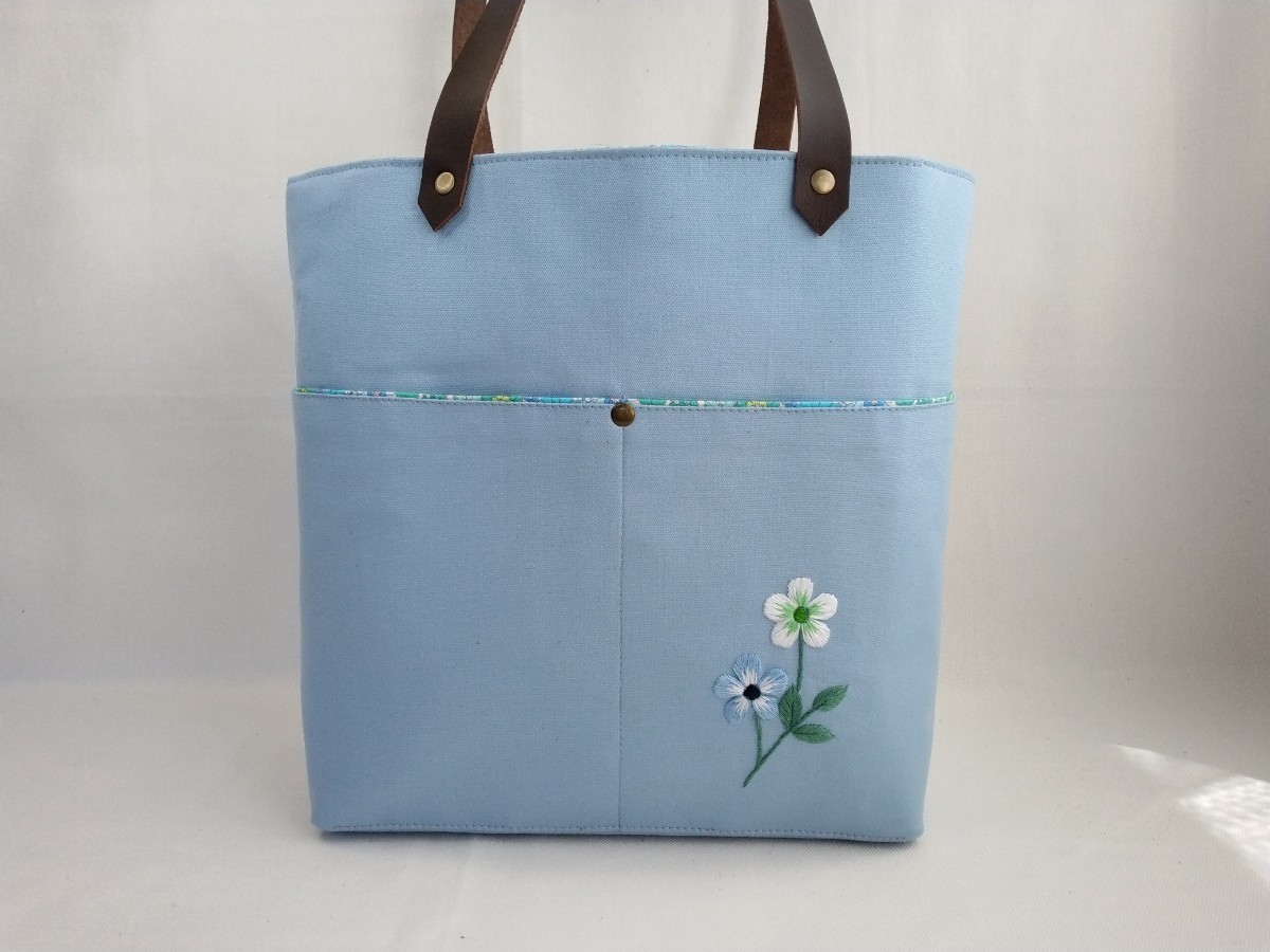 ハンドメイド リネン 本革持ち手 花の手刺繍 ウールツイード