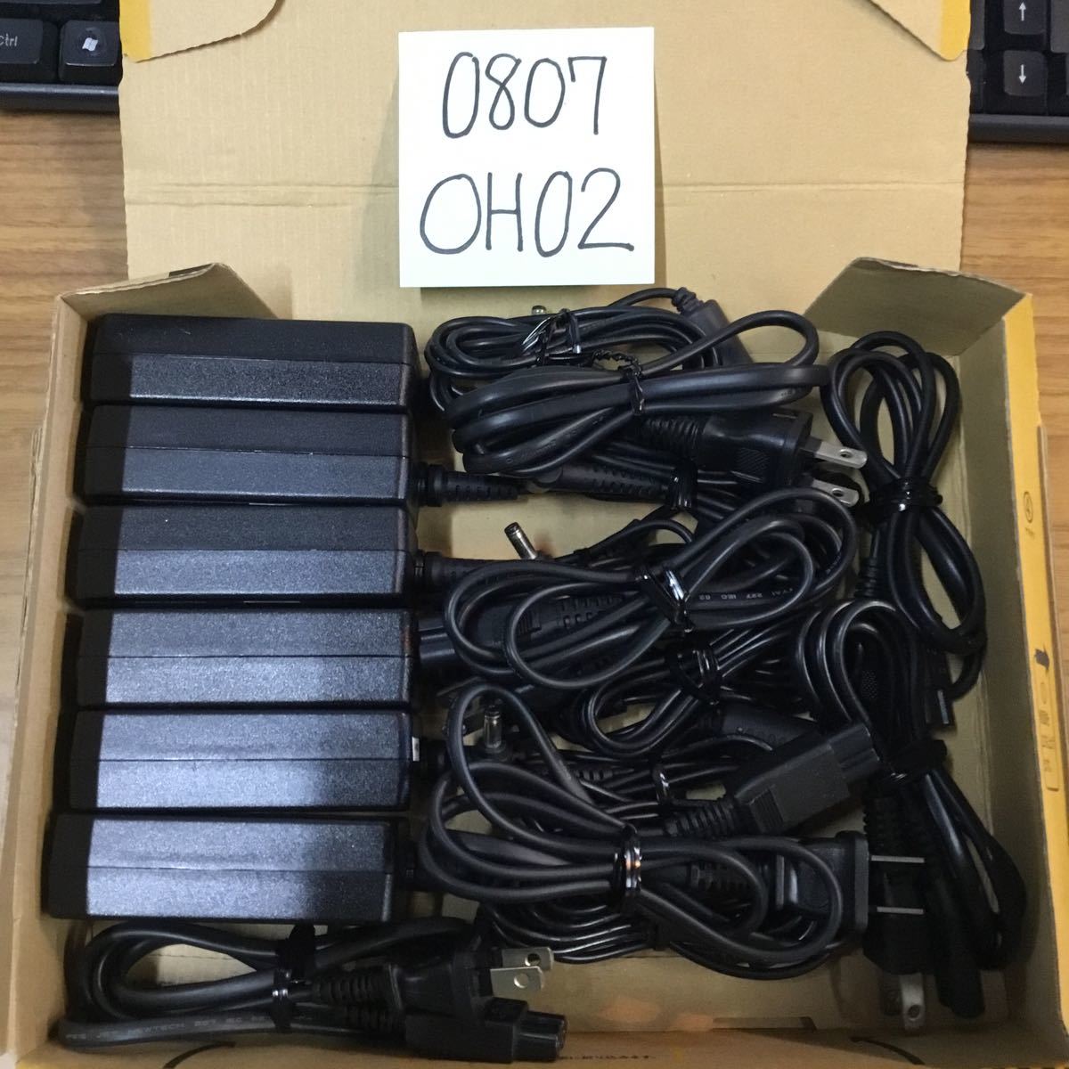 （0807OH02）送料無料/中古/Chicony チコニー/A12-040N2A/19V/2.1A/純正 ACアダプタ 6個セット