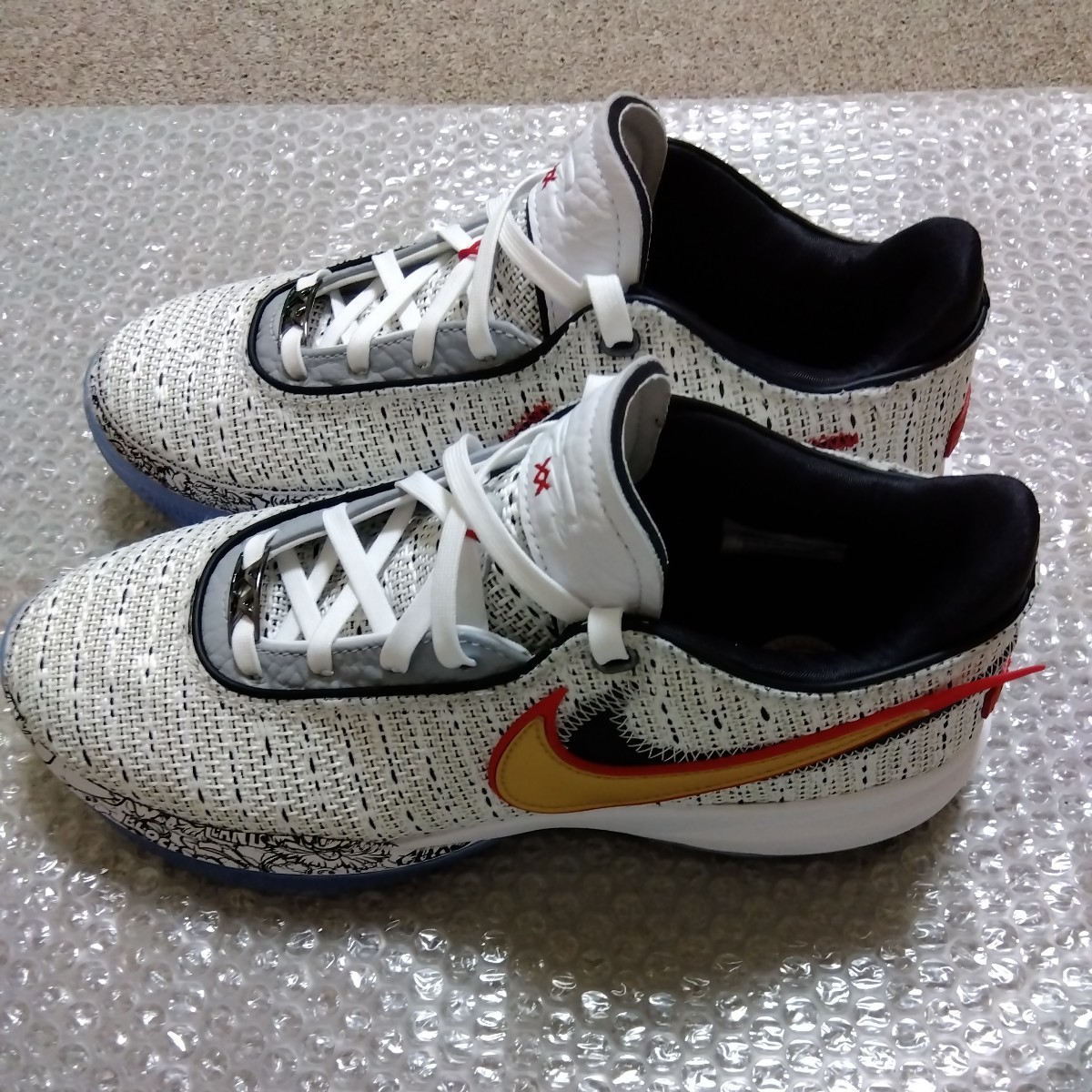 NIKE LEBRON 20「debut」EP US9.5ナイキ レブロン20 27.5cm 中古品 黒 