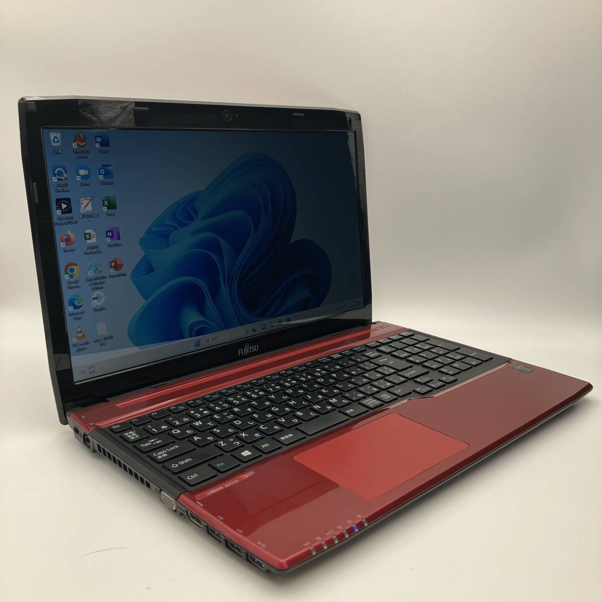 長期保証+最強i7【高容量メモリ/爆速SSD】Core i7-4702MQ◇人気富士通 