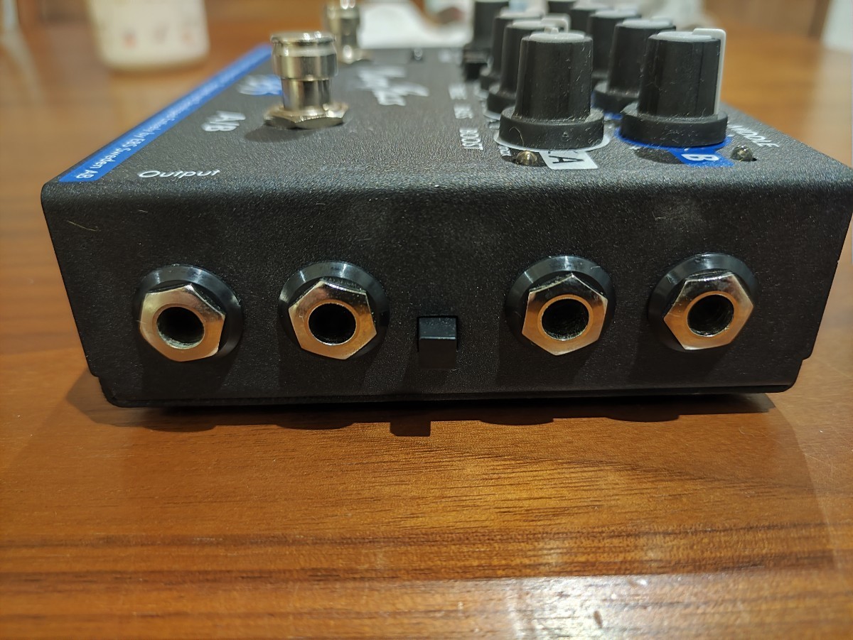 ジャンク】ベース・エフェクター EBS MicroBass2 Achのみ音出し可