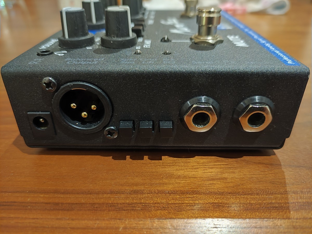 ジャンク】ベース・エフェクター EBS MicroBass2 Achのみ音出し可