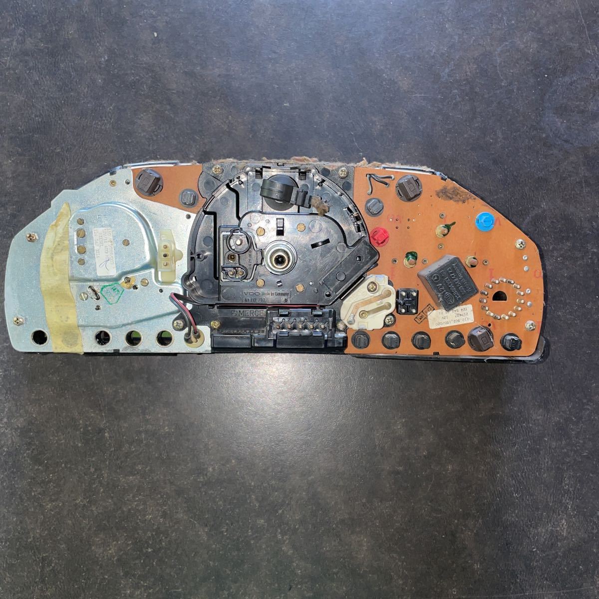 メルセデスベンツ　W124 メーター　E300 D 124 543 86 22_2