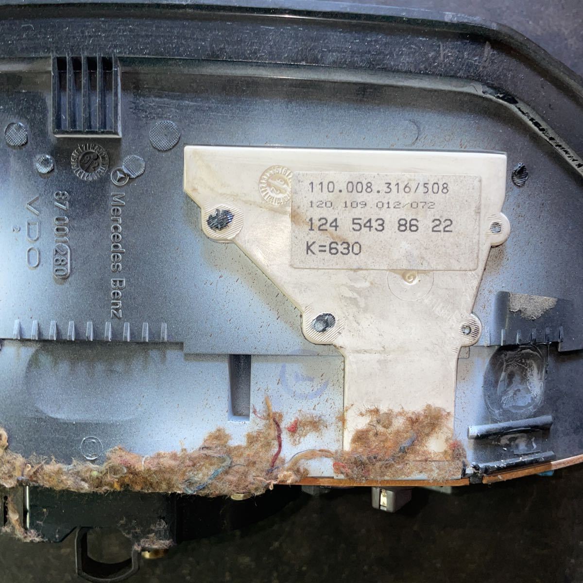 メルセデスベンツ　W124 メーター　E300 D 124 543 86 22_4