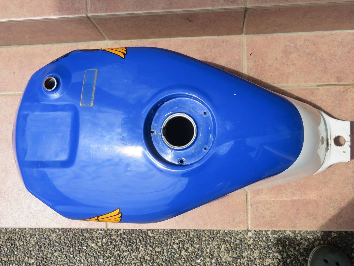 NSR250R 88 MC18 ガソリンタンク