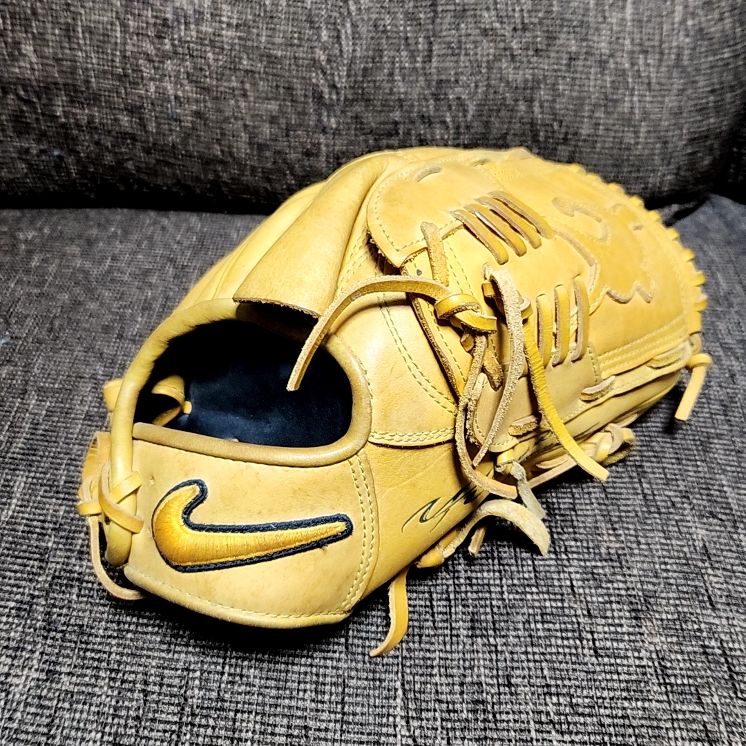 軟式グローブ ナイキ G1 SIENATURE MODEL 内野手用