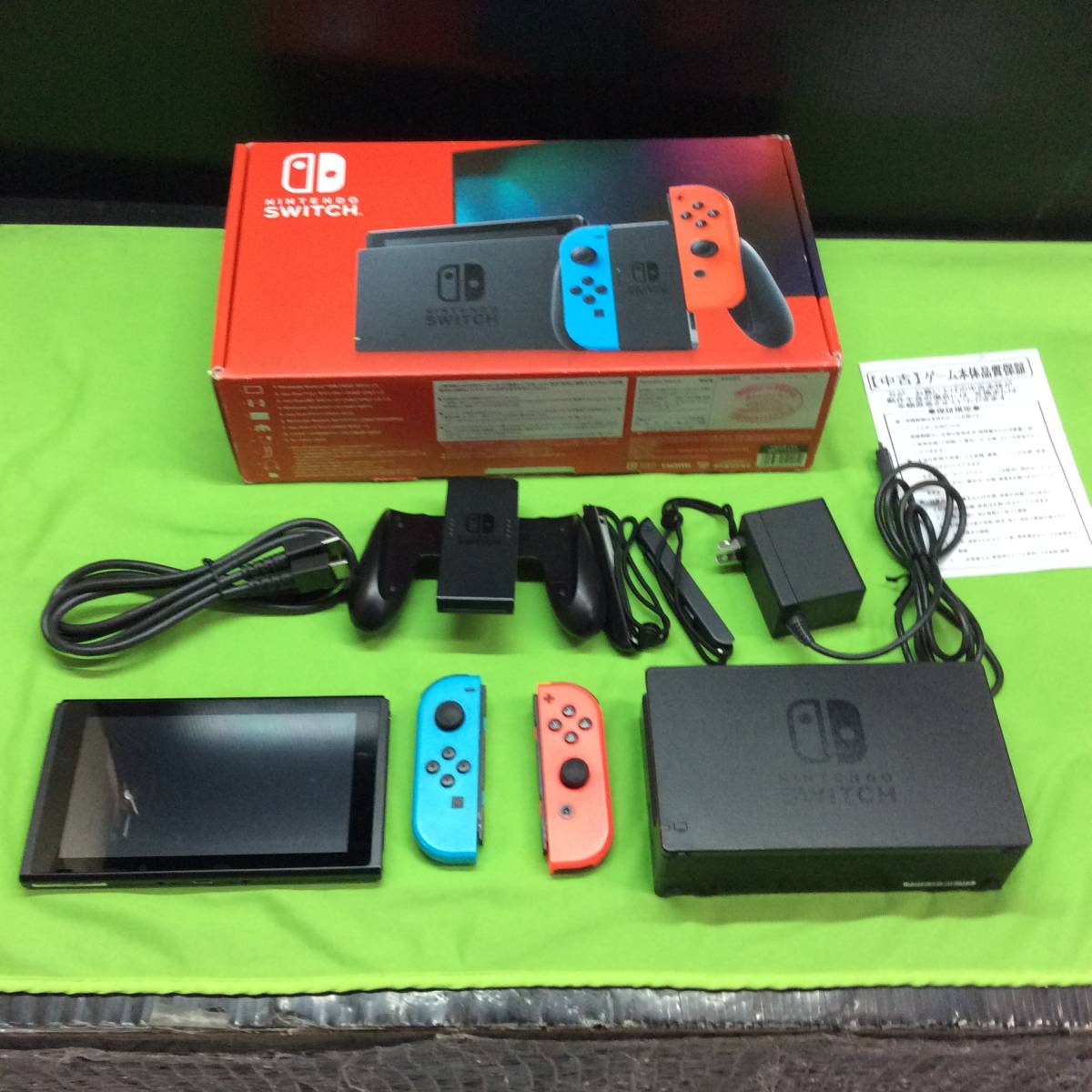 1円スタート!/動作品】☆Nintendo Switch 本体 新モデル[ネオンブルー