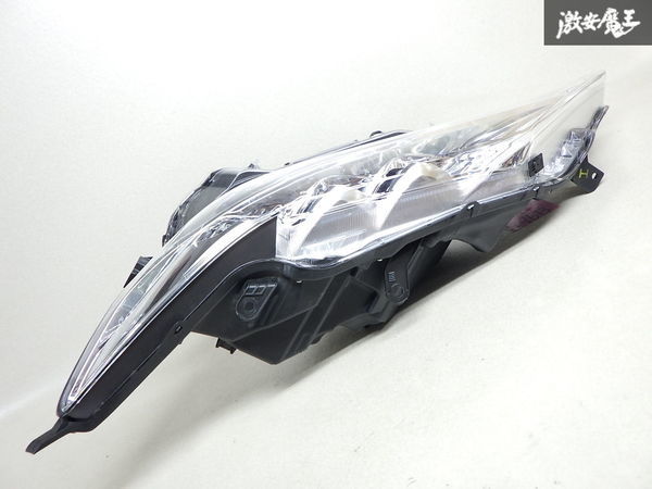ハリアー ZSU60W AVU60W後期 純正 ヘッドライト 左ライト LED 【公式通販】