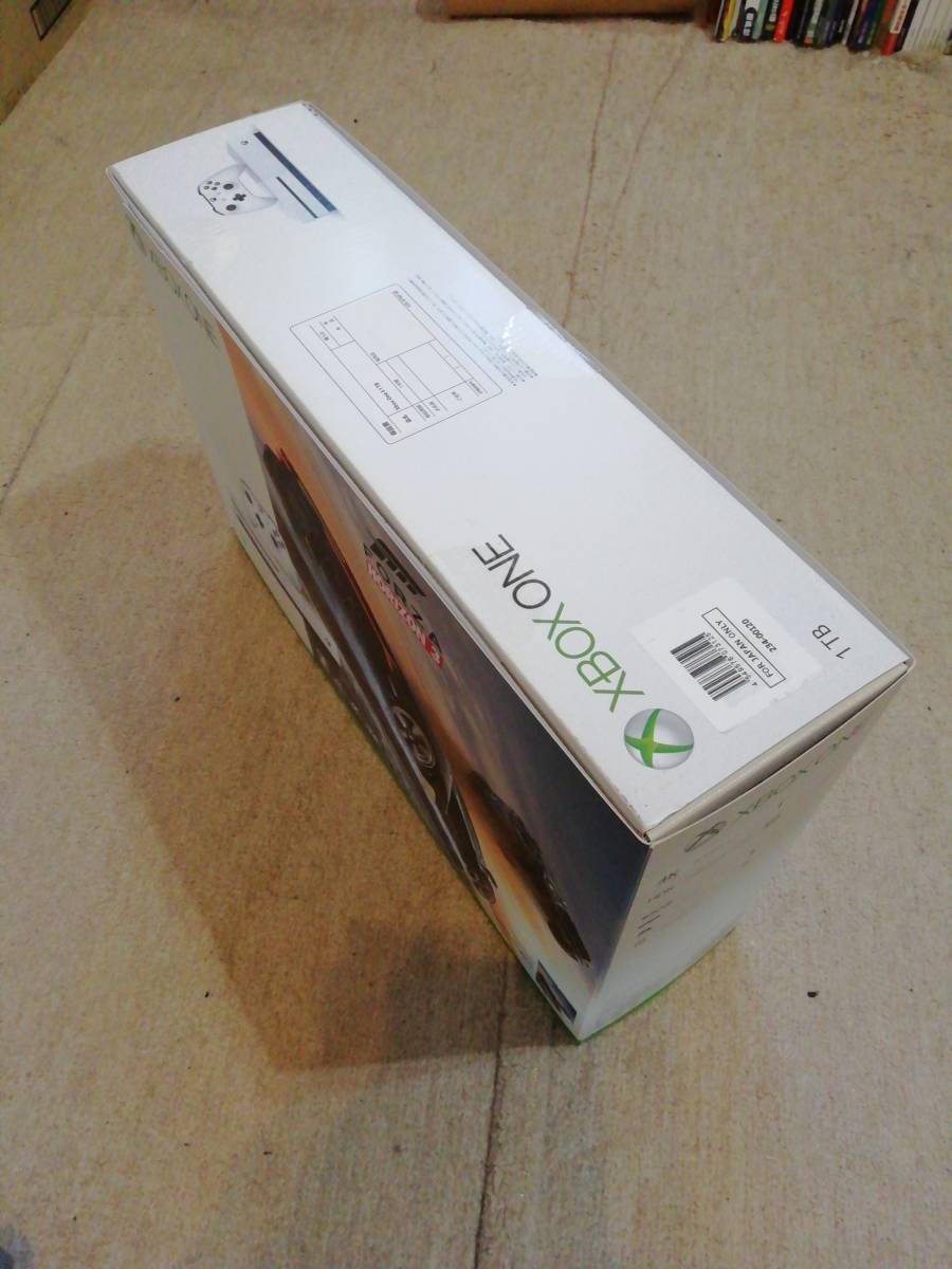中古:XBOX ONE S 1TB 動作確認済み、初期化済み、ソフトなし(Xbox One 
