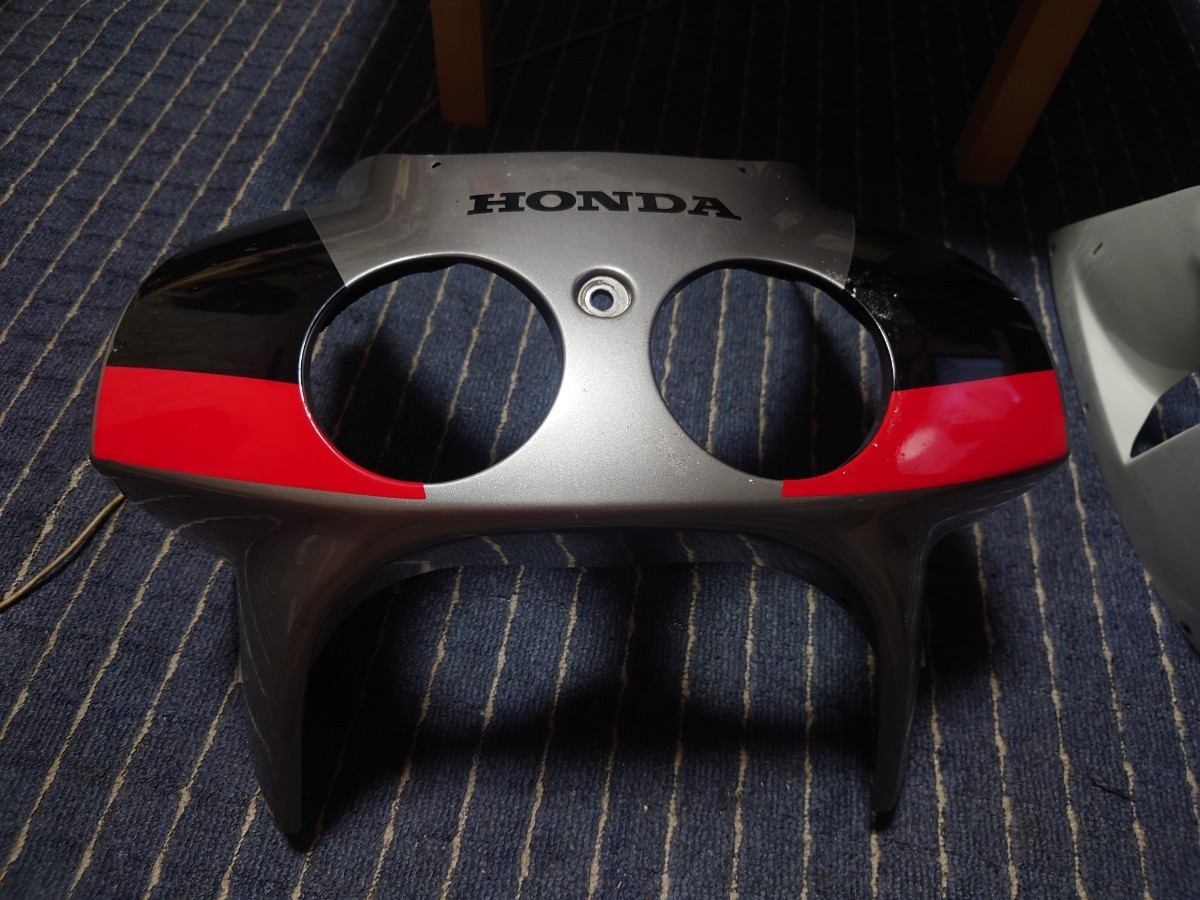 ホンダ VFR400R NC30フロントアッパーカウル 割れ／欠損無し 純正品