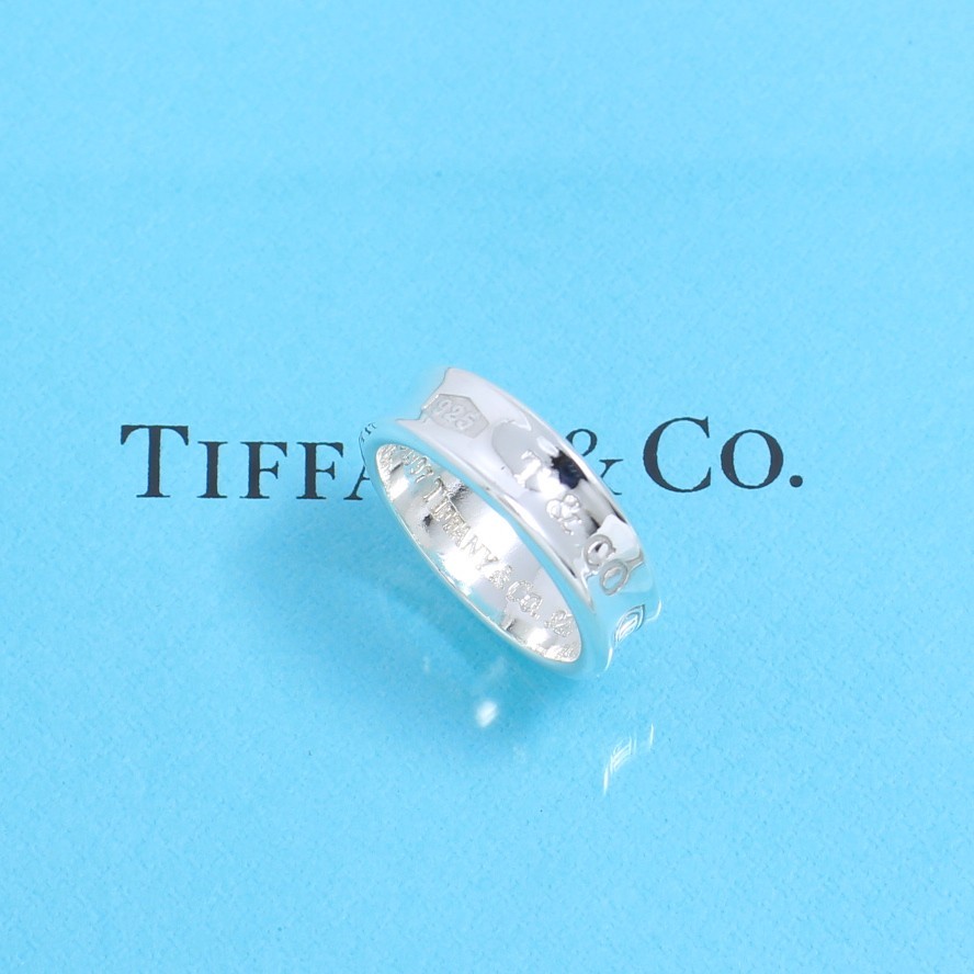 ティファニー TIFFANY 18号 ナロー リング 指輪 定番 人気 【公式通販】