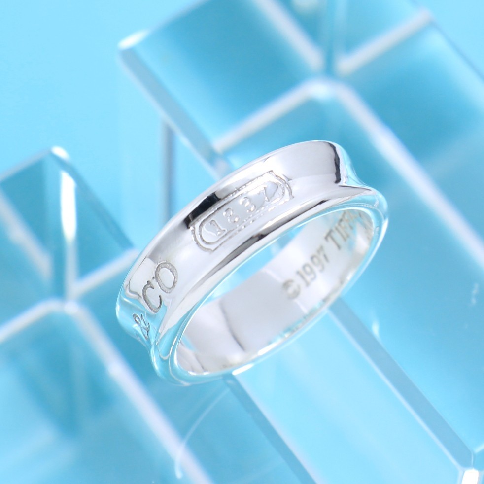 ティファニー TIFFANY 18号 ナロー リング 指輪 定番 人気 【公式通販】