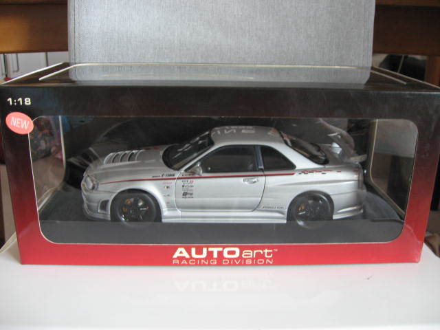 1/18ミニカー】スカイライン GT-R R34 Z-TUNE ／ オートアート 80180