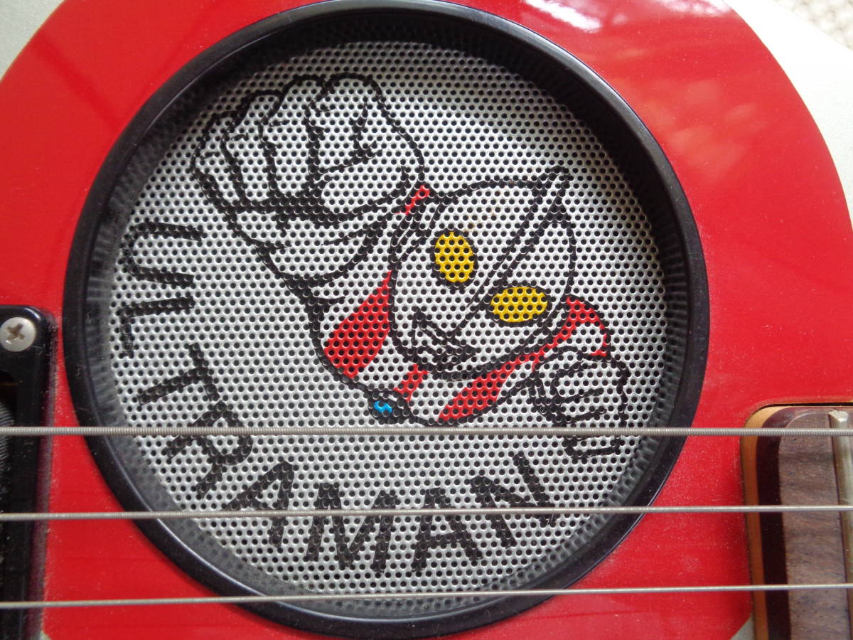 FERNANDES ZO-3 アンプ内蔵エレキギター ウルトラマン仕様