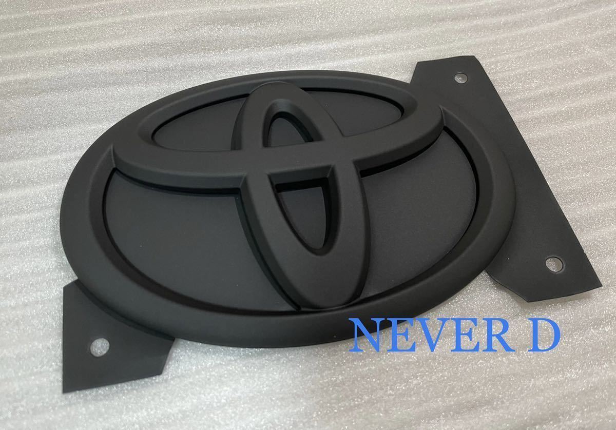 トヨタ　プラド　150 エンブレム　　マットブラック マットブラックエディション　限定