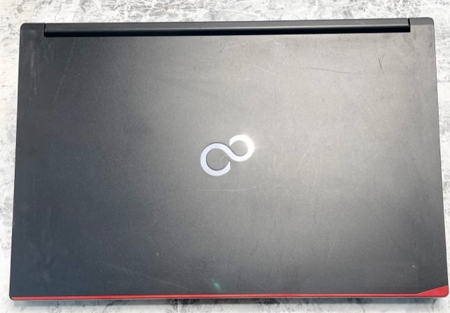 T2092 FUJITSU LIFEBOOK A577/SX Core i5-7300U 2.60GHz 第7世代