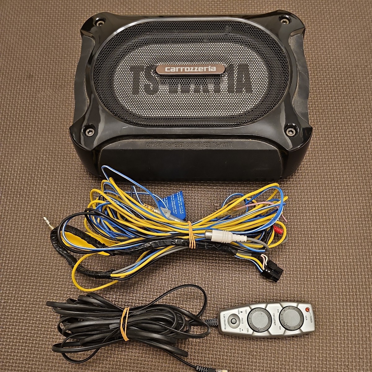 Carrozzeria TS-WX200A パワードサブウーファー 動作未確認