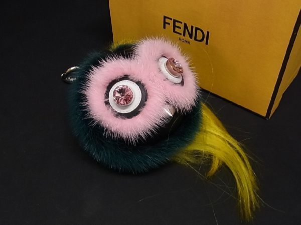 ■新品同様■ FENDI フェンディ バッグバグズ モンスター ファー×レザー バッグチャーム キーホルダー ピンク系×マルチカラー AN9247 FENDI フェンディ モンスター モンスター（カラーブラック）（バッグ｜バッグ リュック・デイパック バグズ)スタッズ