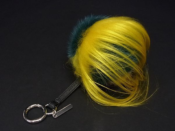 ■新品同様■ FENDI フェンディ バッグバグズ モンスター ファー×レザー バッグチャーム キーホルダー ピンク系×マルチカラー AN9247 FENDI フェンディ モンスター モンスター（カラーブラック）（バッグ｜バッグ リュック・デイパック バグズ)スタッズ