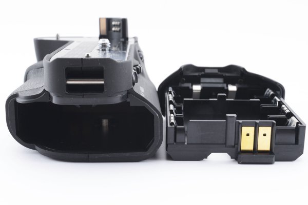 中古MINOLTA ミノルタ α-7 + VC-7 バッテリーグリップ