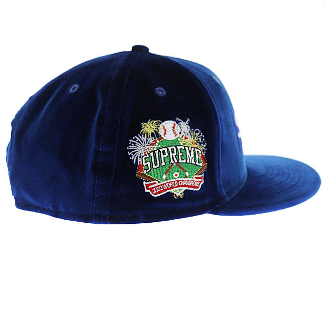 ⚠️新品未使用⚠️ シュプリーム　ベースボールキャップ　帽子　キャップ　ニューエラ シュプリーム SUPREME ×NEW ERA ニューエラ 22AW Velour Box Logo New