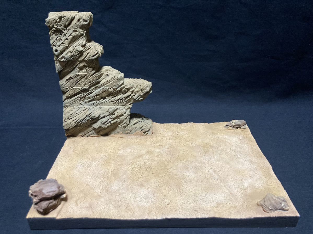その他 ジオラマベース[砂漠の石垣と枯木](ハンドメイド)