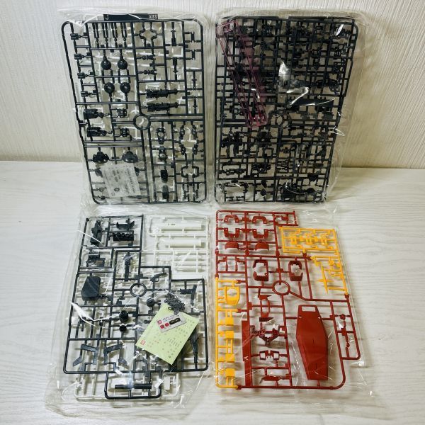 かP4【80】1円～未組立 非売品 白箱 MG 1/100 機動戦士ガンダム RX-78  