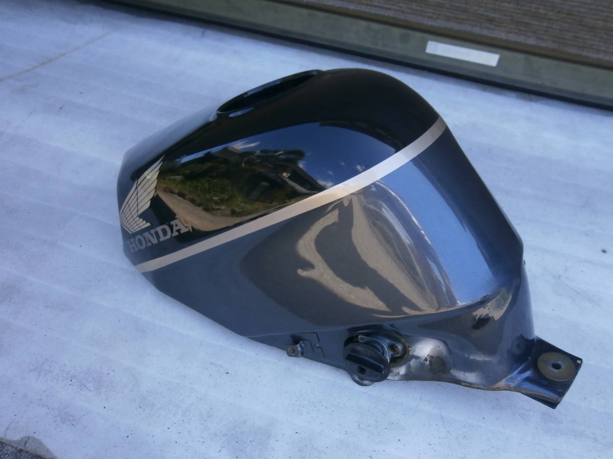 ○CBR250R MC19 純正 ガソリンタンク 黒銀金 サビなし! コック付○検