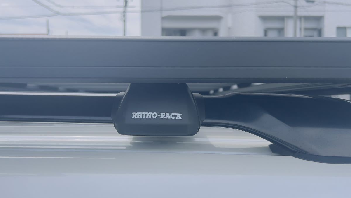 ランドクルーザープラド ライノラック　フラットキャリア PLATFORM 0 フラットキャリア 専用 ルーフラック プラドフラットキャリアが熱い！ルーフキャリアの新スタイルとなるか？ライノラック