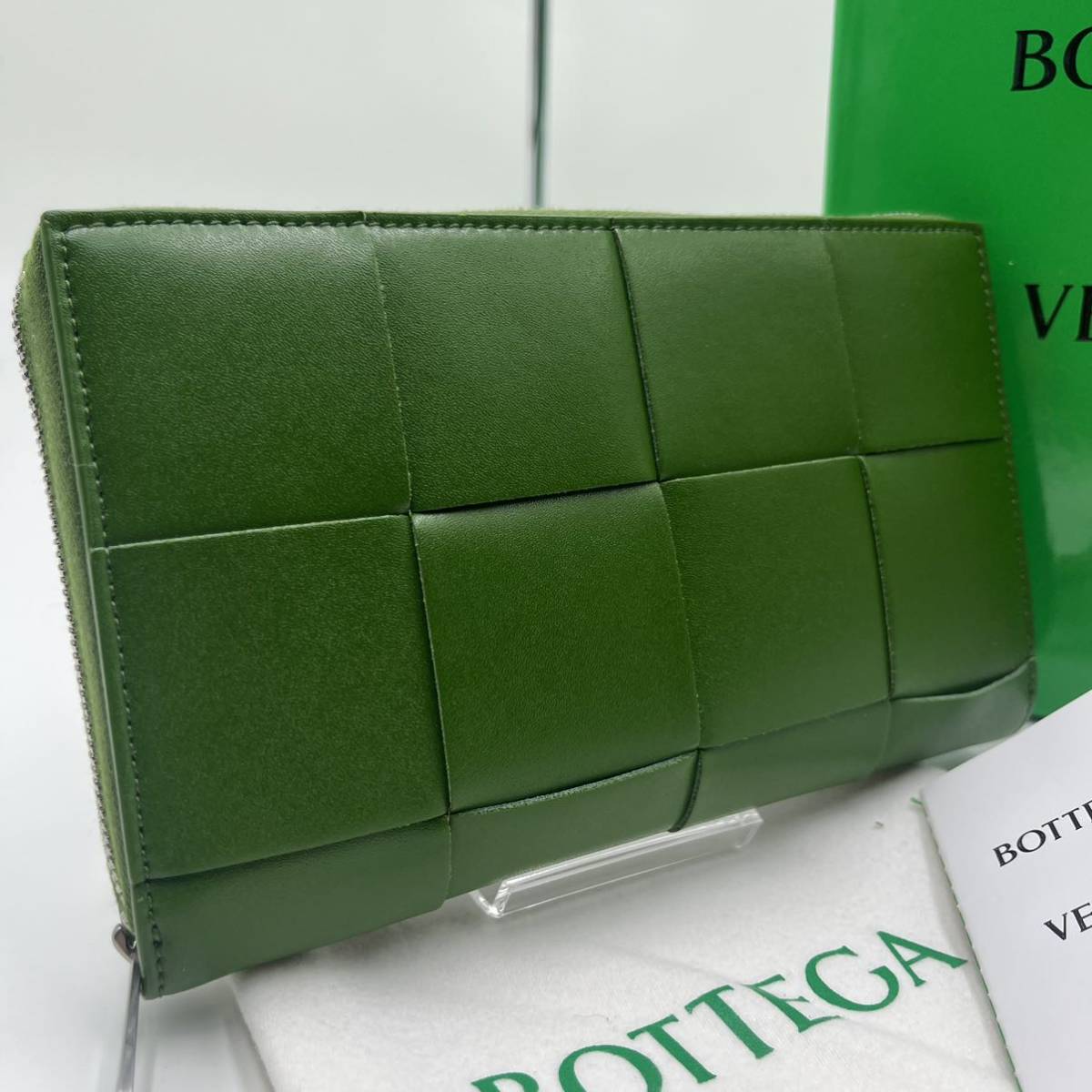 未使用級』BOTTEGA VENETA ボッテガヴェネタ カセット パラキュート 長 