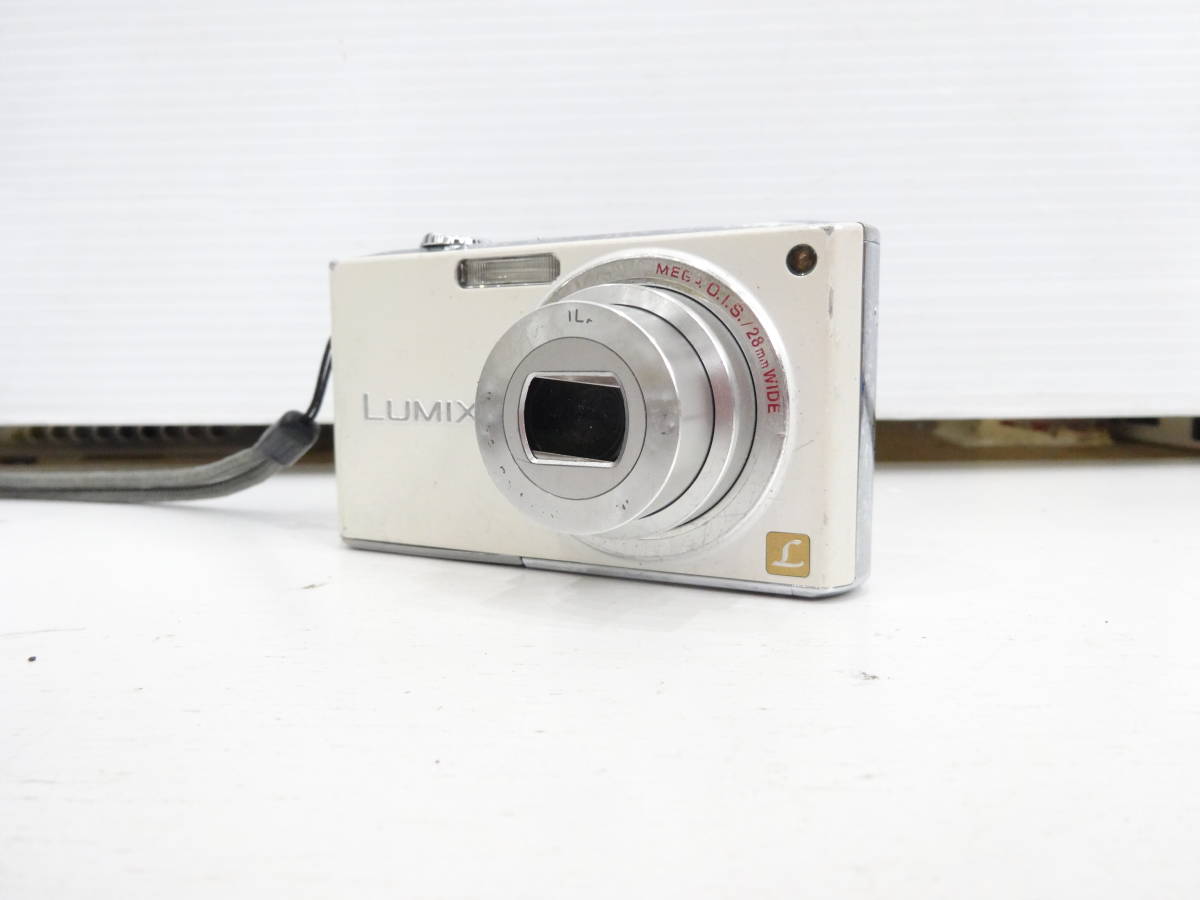 Panasonic パナソニック LUMIX DMC-FX33 コンパクトデジタルカメラ