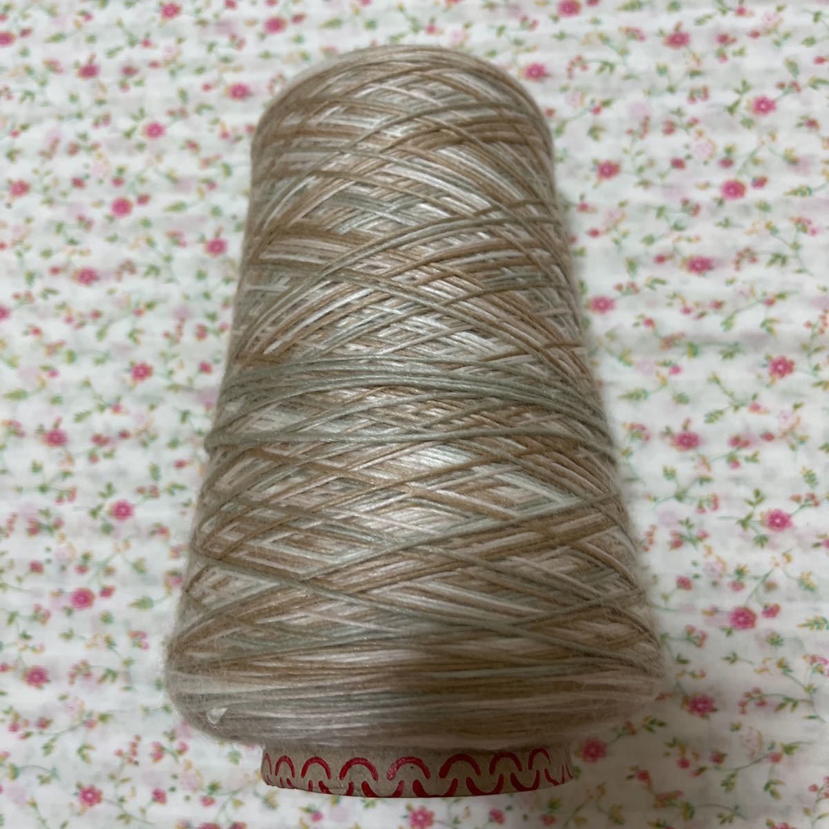 毛糸・シルクハセガワ・ウタゲ-5・コーン込み約300g