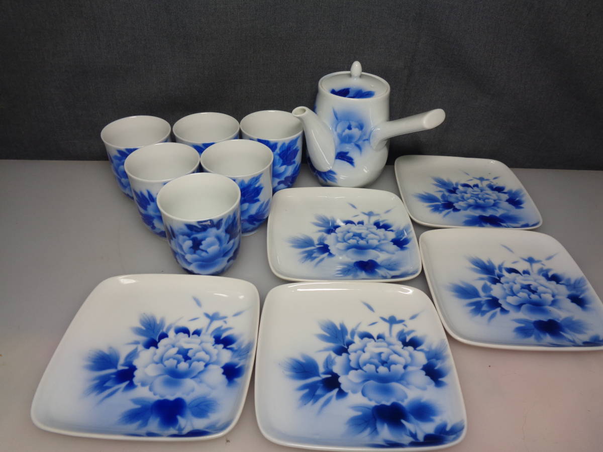◇深川製磁 宮内庁御用達・牡丹染付・茶器12点セット(急須×1・湯呑×7 