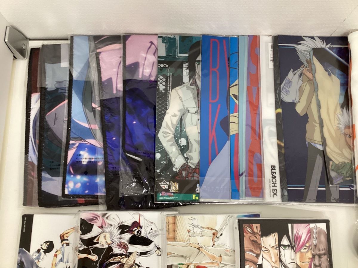 アニメグッズ 缶バッジ アクリルスタンド　まとめ売り 現状】BLEACH グッズ まとめ売り 缶バッジ クリアファイル Tシャツ