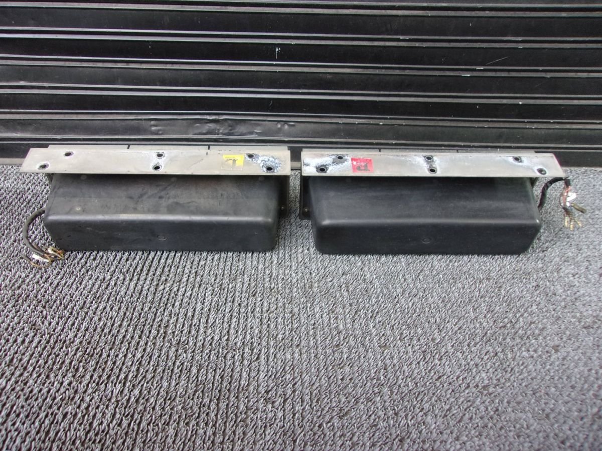 ☆激安!☆社外 テールライト テールランプ 角テール 2t 2トン トラック
