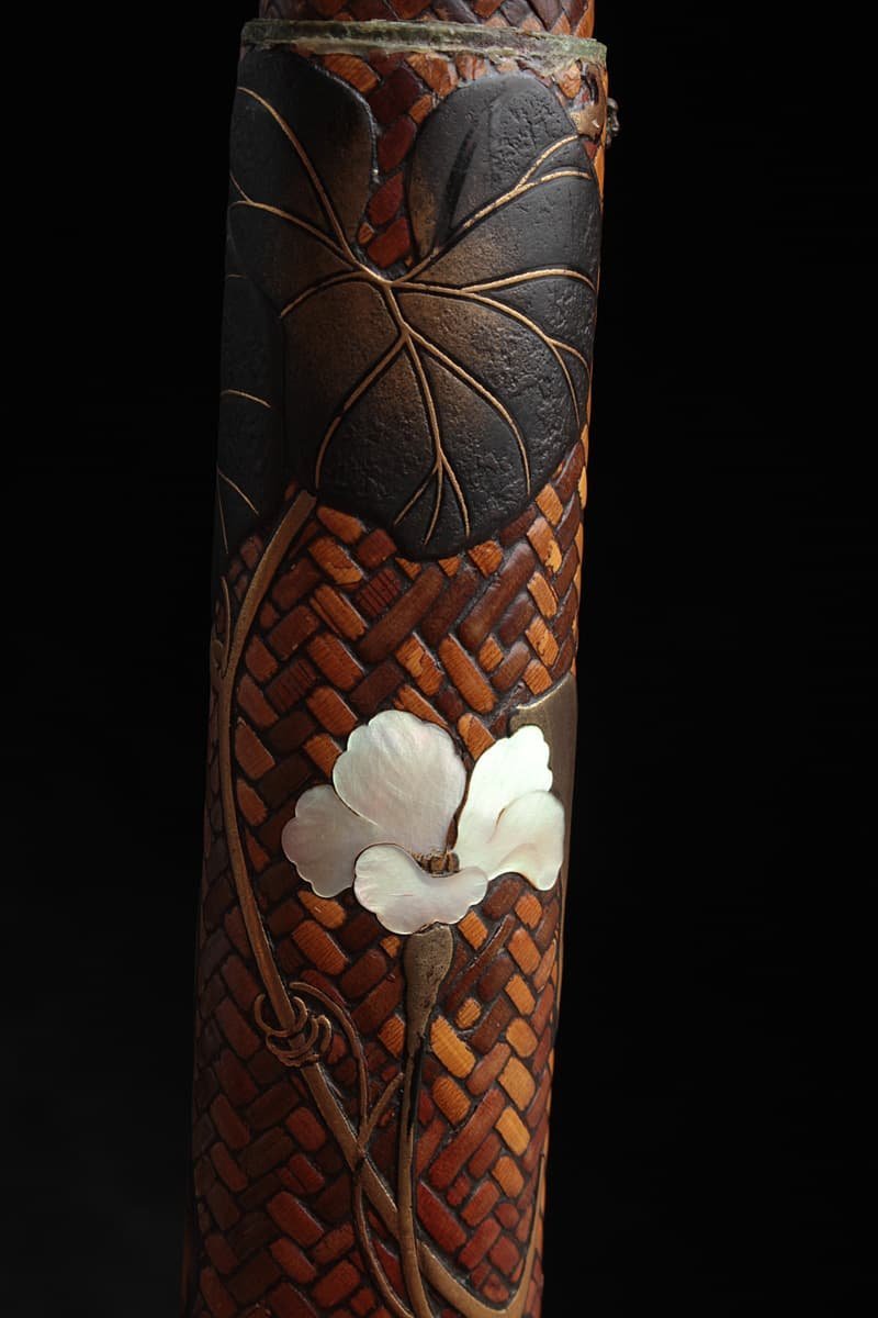 EM773 時代 提げ物【在銘】網代編 瓢螺鈿蒔絵煙管筒 全長21cm 重30g