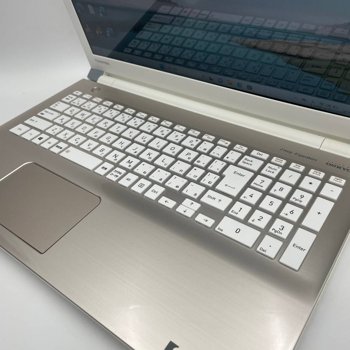 極上メモリ20GB))第8世代i7/新品爆速SSD/Windows11，Core i7-8550U